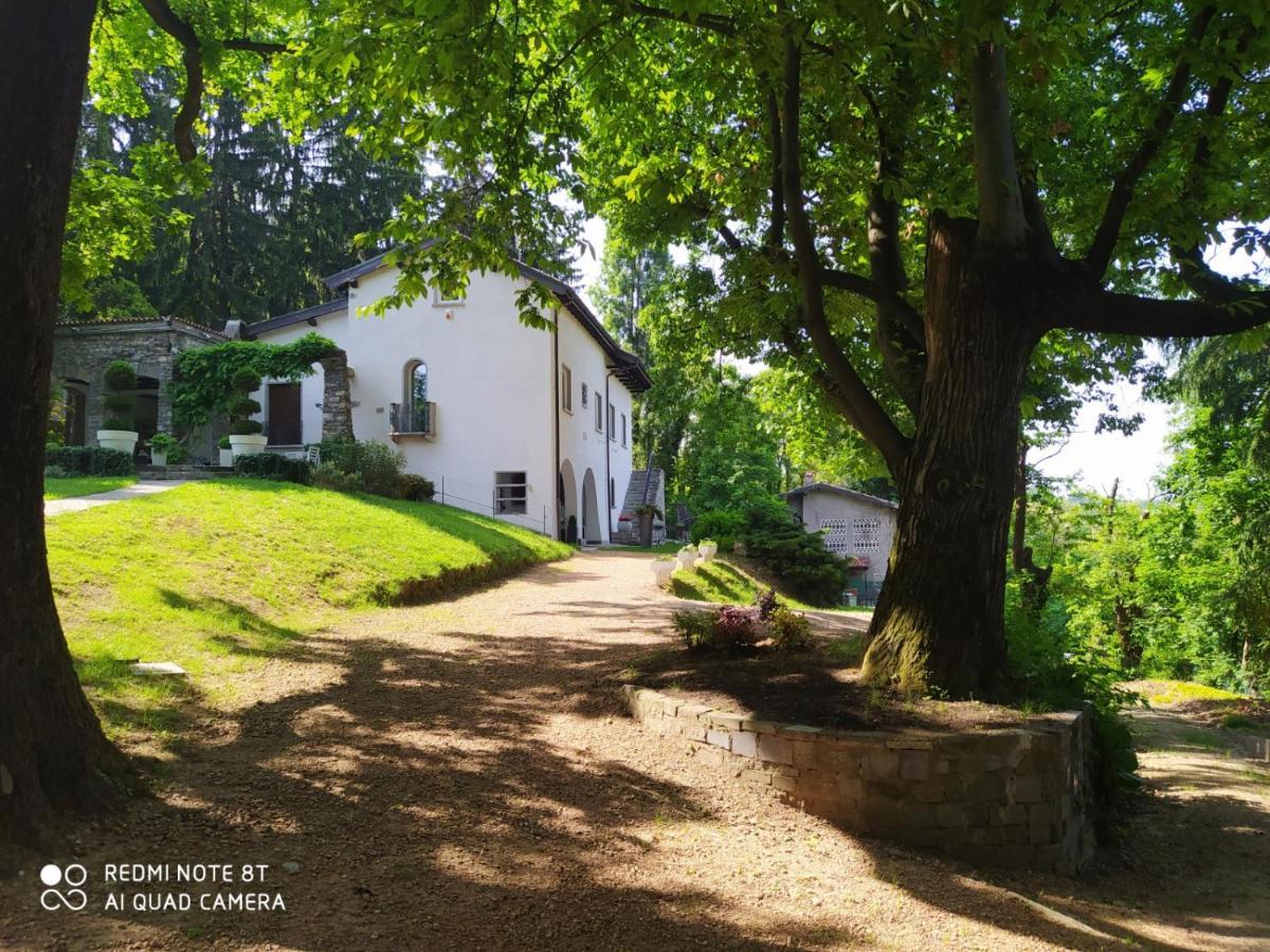 "La Selvetta" Bed And Breakfast Buguggiate Exterior photo